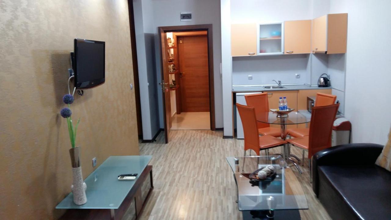 Fantasy Apartaments And Studios Avenue Комплекс Фантазия Хисаря 외부 사진