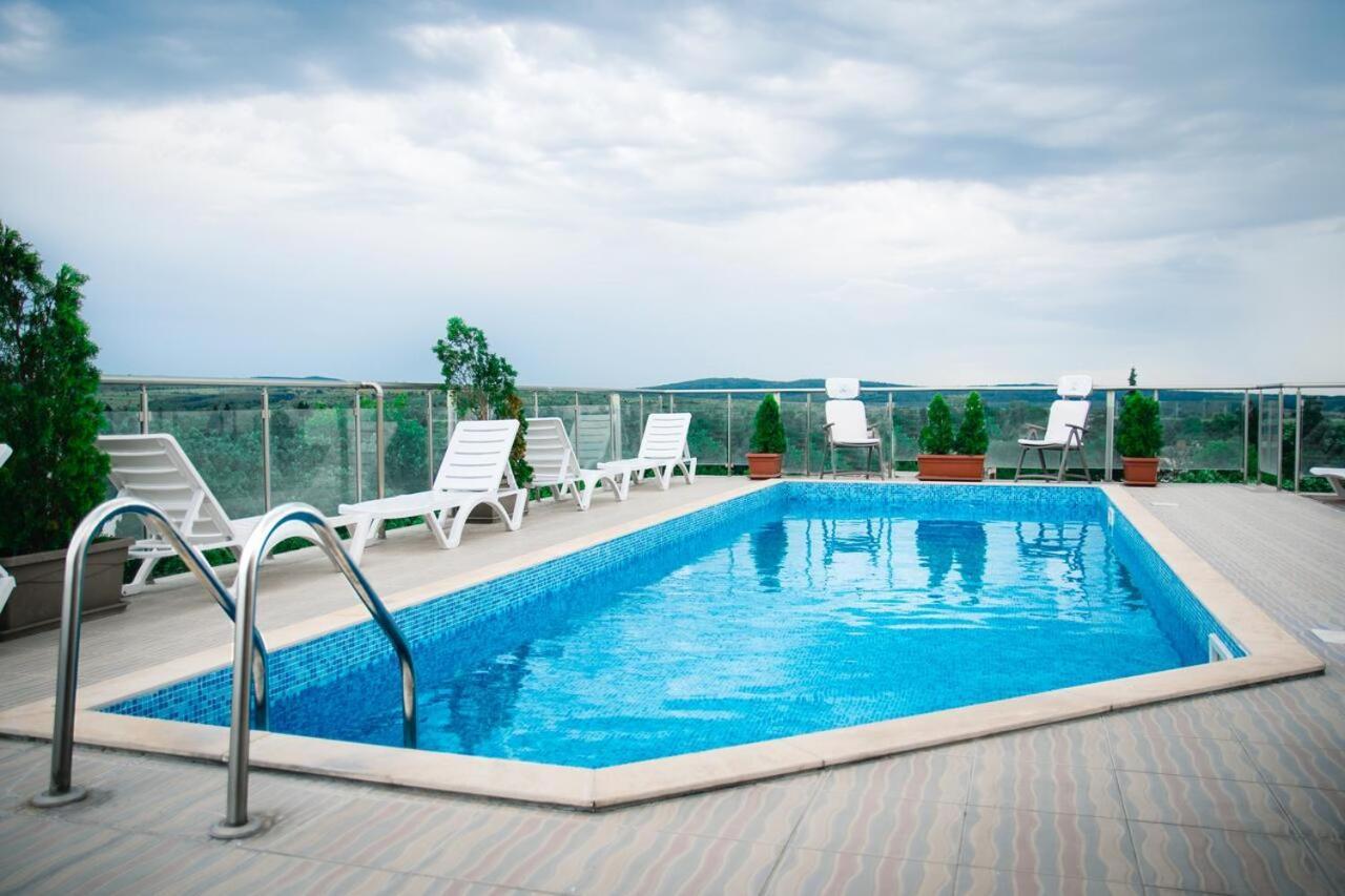 Fantasy Apartaments And Studios Avenue Комплекс Фантазия Хисаря 외부 사진