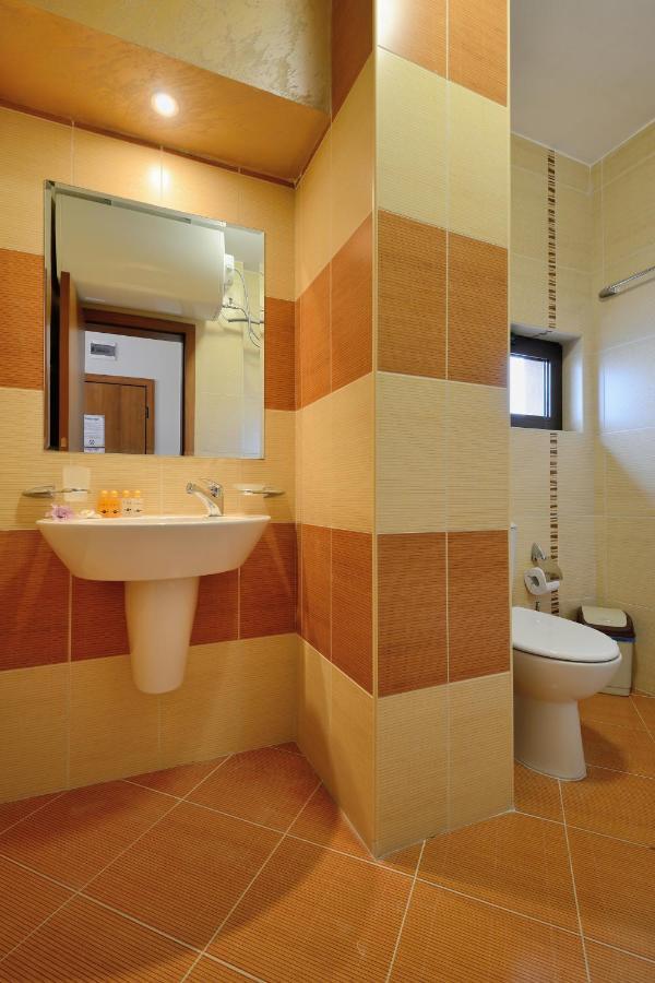 Fantasy Apartaments And Studios Avenue Комплекс Фантазия Хисаря 외부 사진