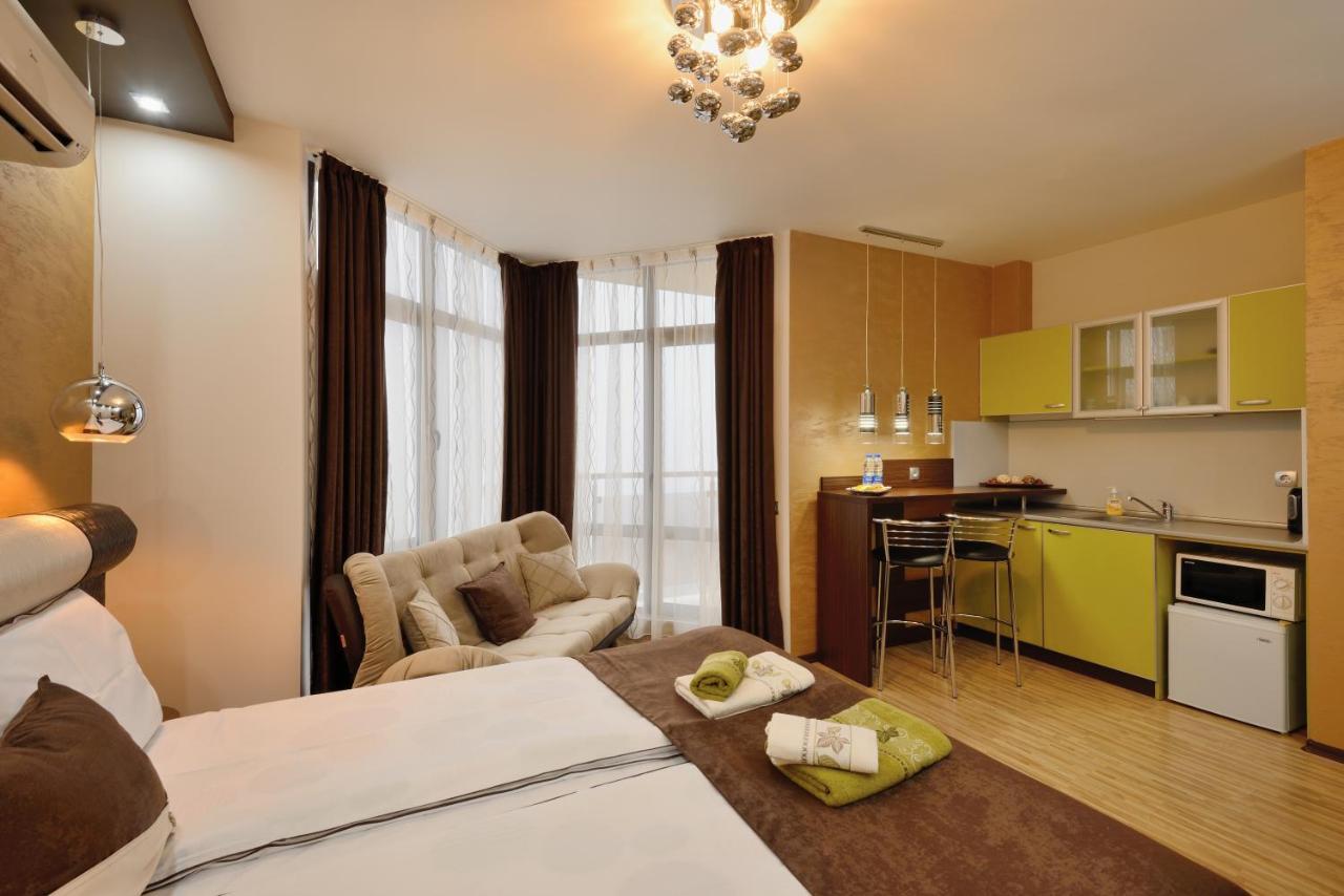 Fantasy Apartaments And Studios Avenue Комплекс Фантазия Хисаря 외부 사진
