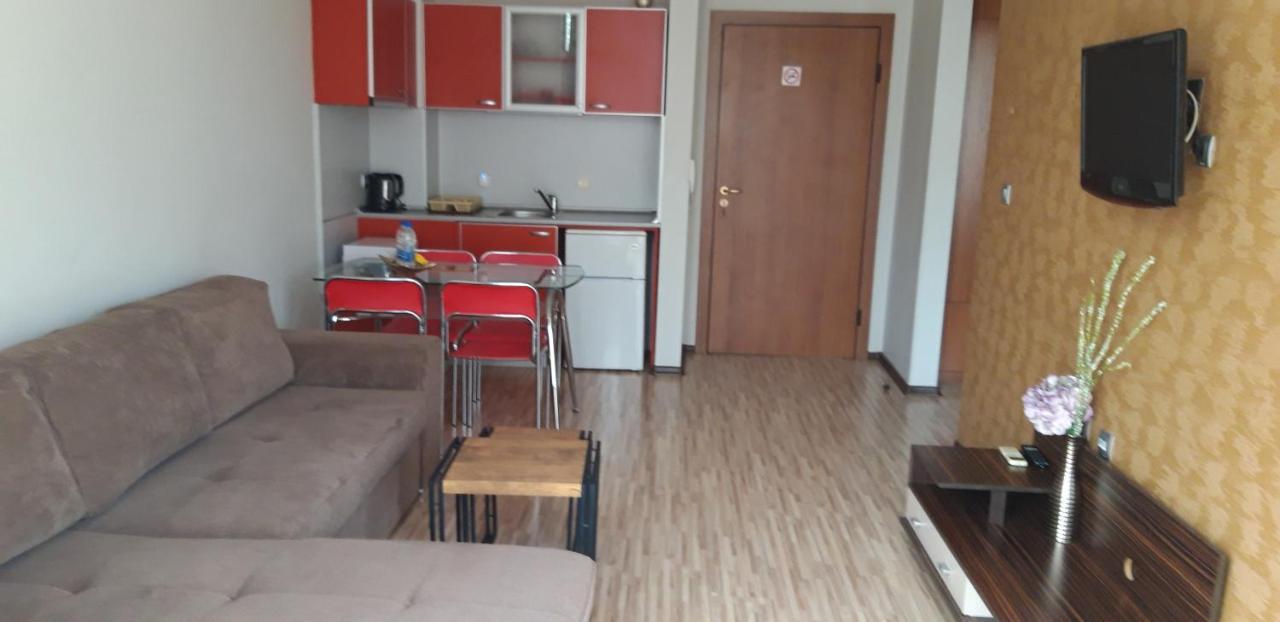 Fantasy Apartaments And Studios Avenue Комплекс Фантазия Хисаря 외부 사진